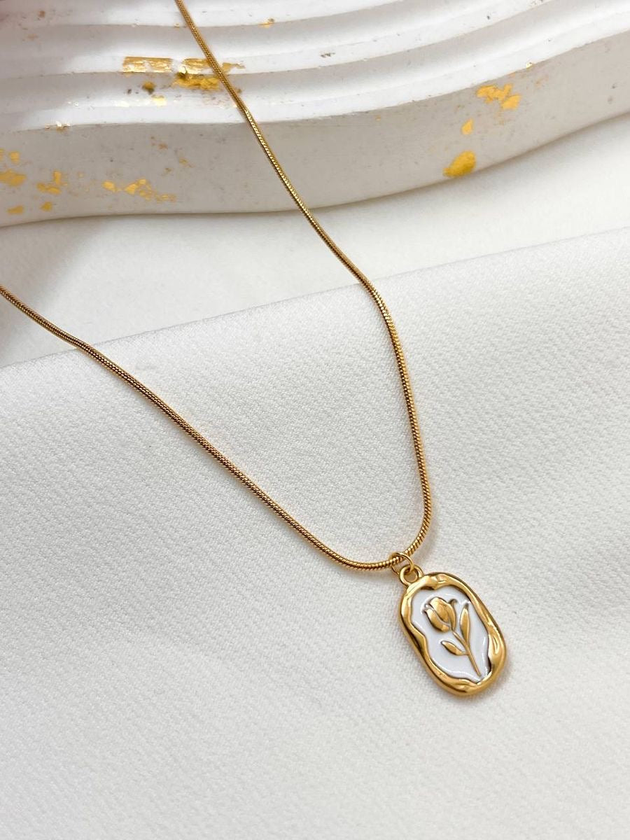 Golden Dew Drop Bloom Necklace