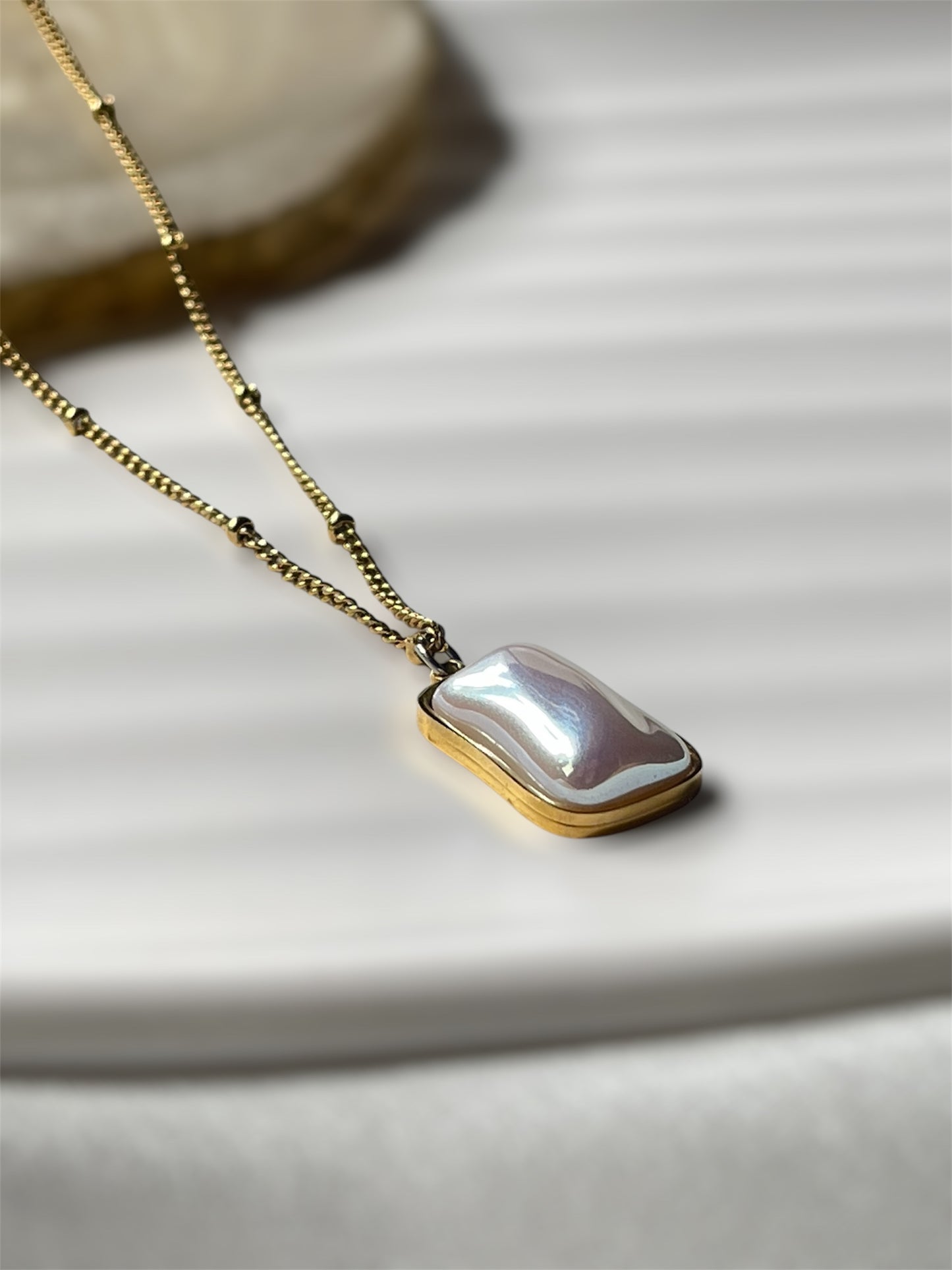 Soft Edge Gem Necklace