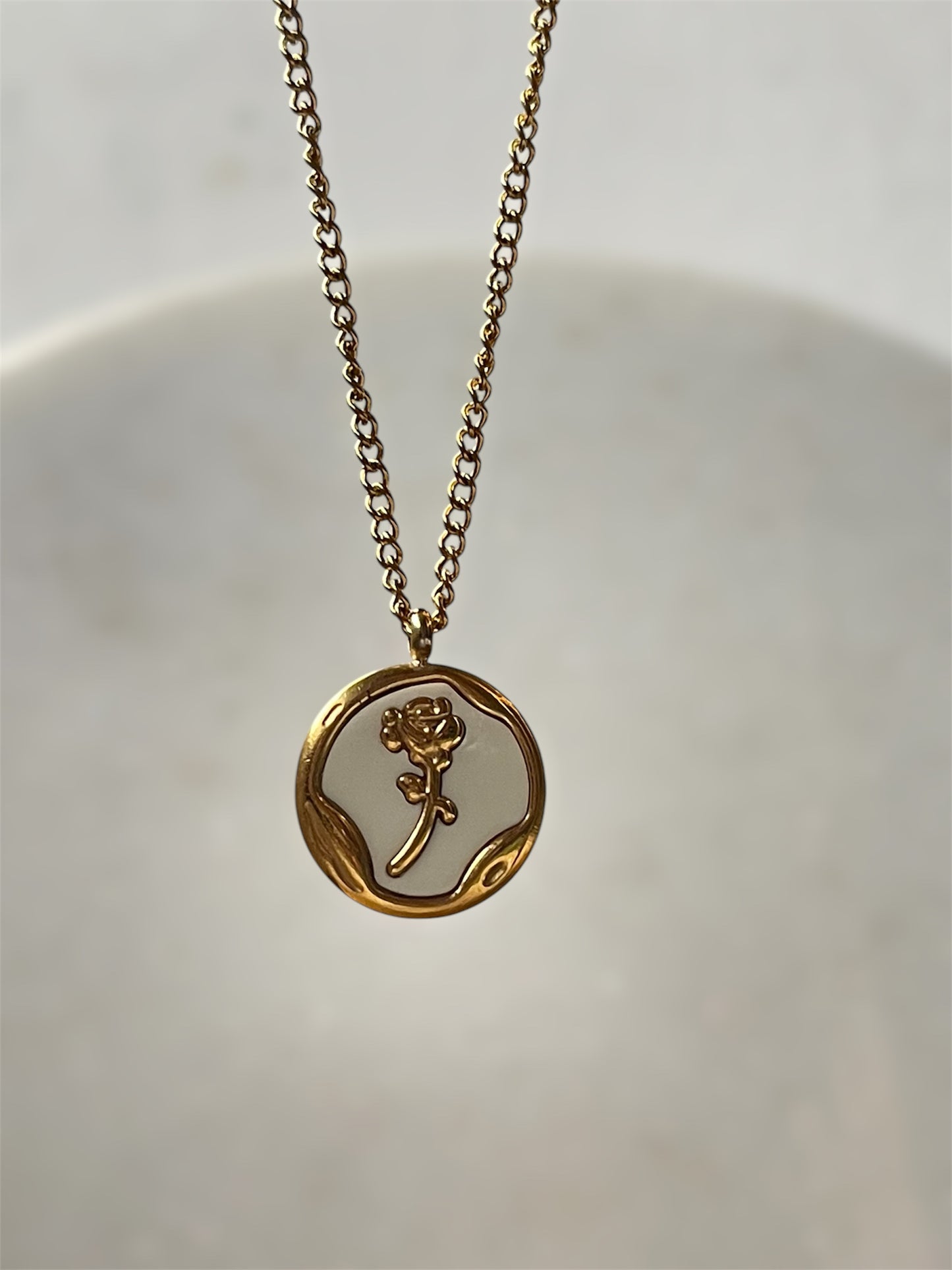 White Rose Necklace