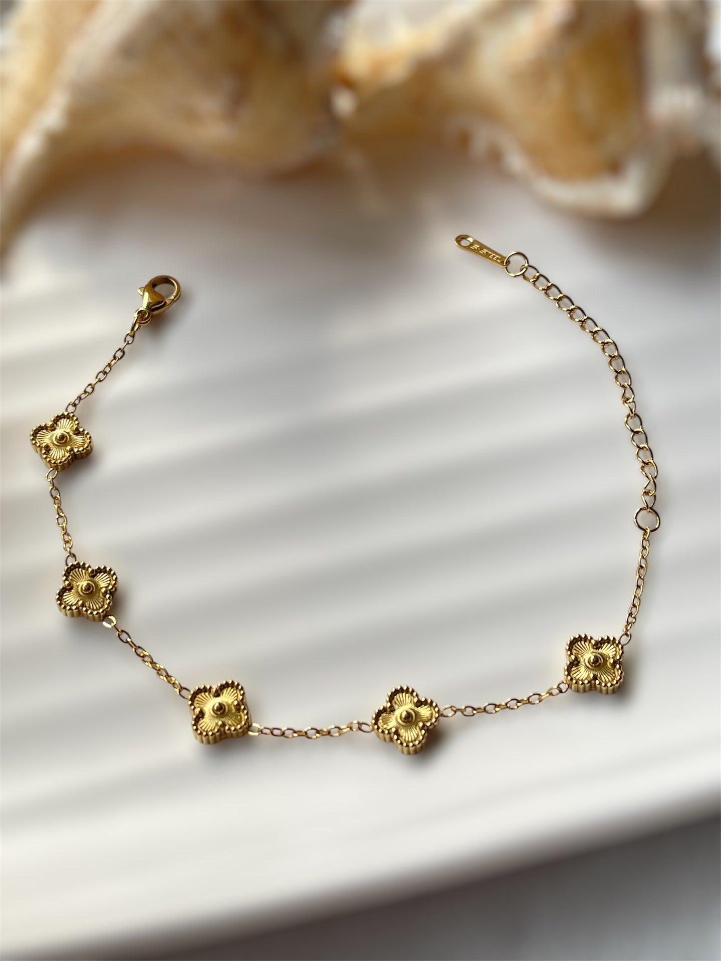 Golden Clover Bracelet