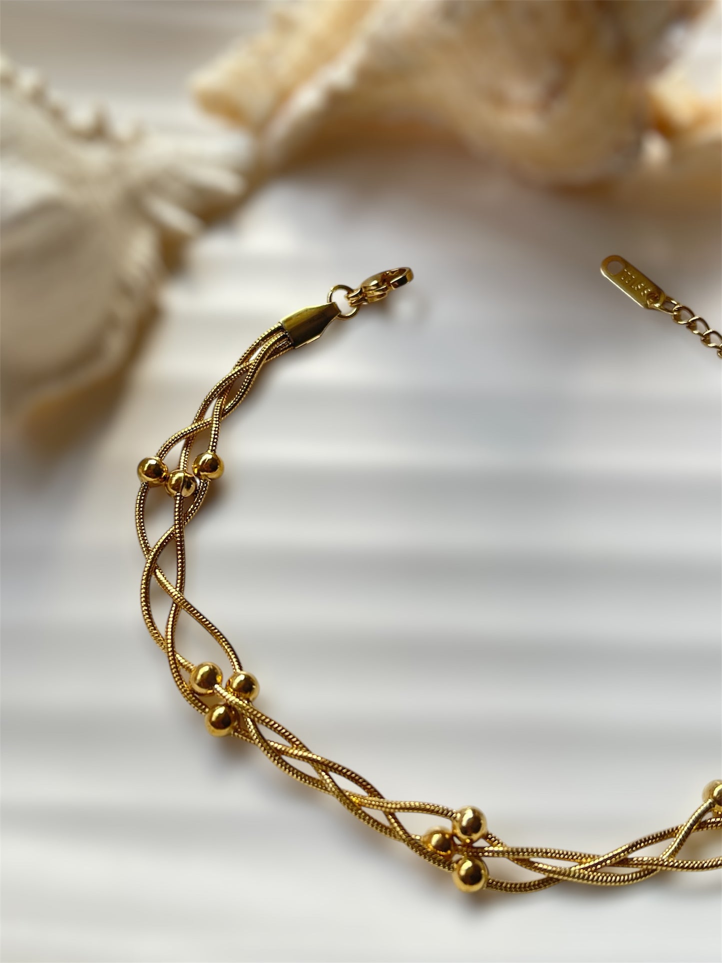 Roselight bracelet