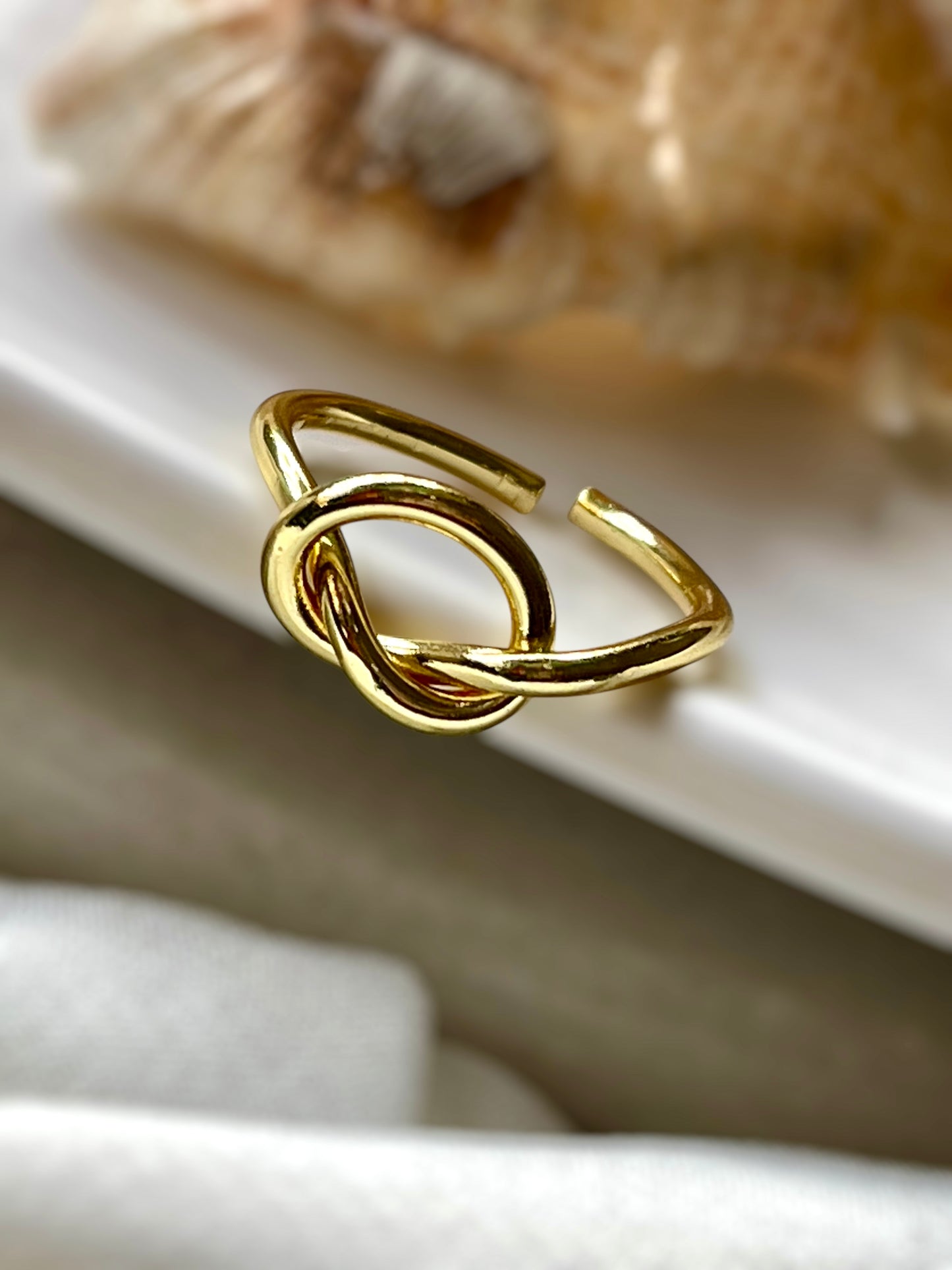 Knot Ring