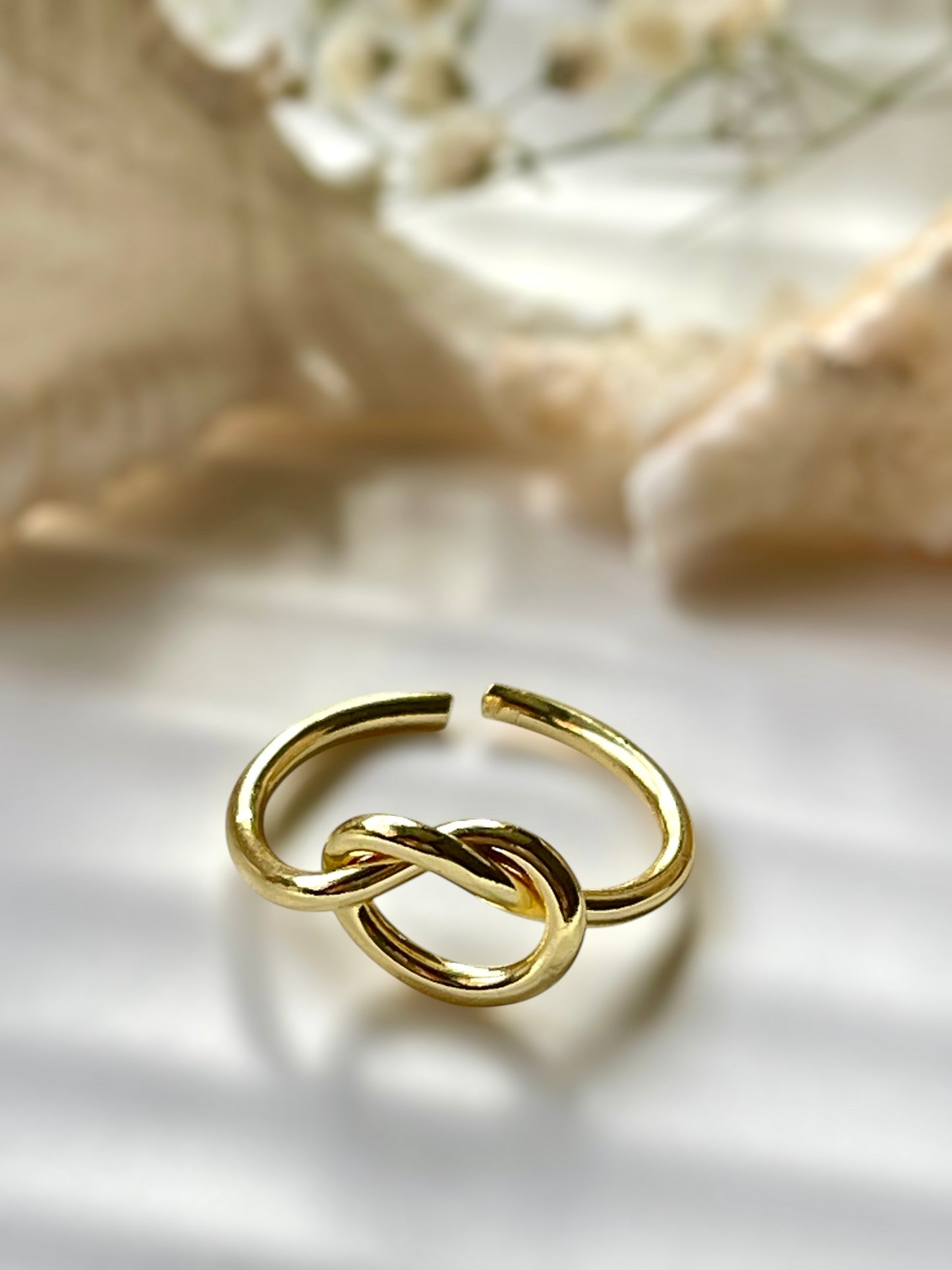 Knot Ring