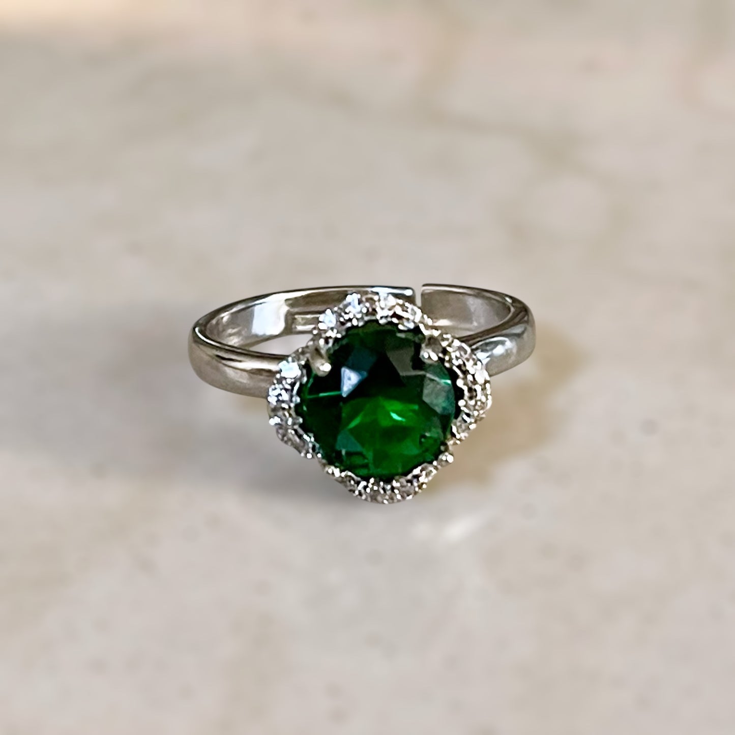 Solenna Ring