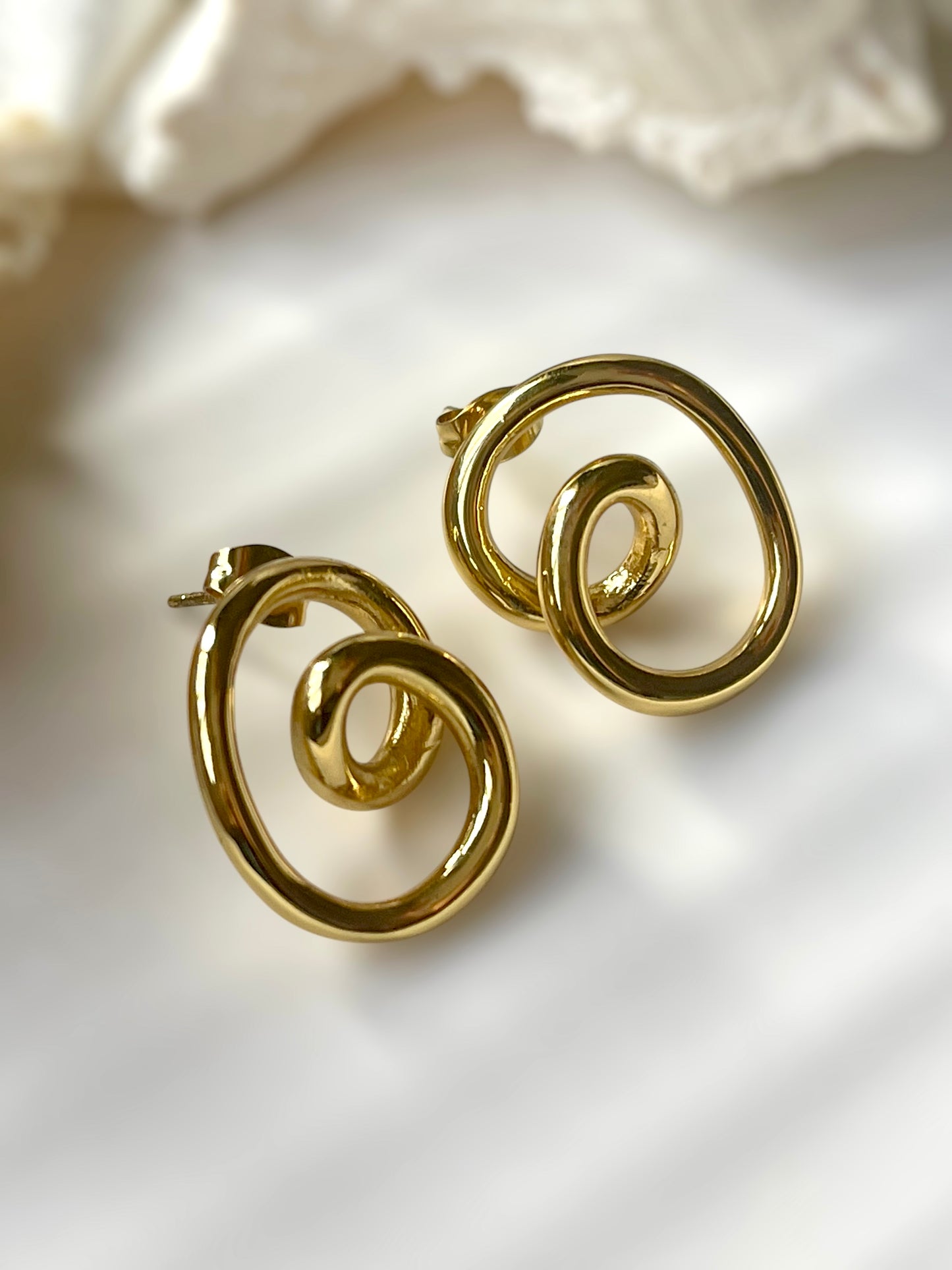 Fluora Earrings