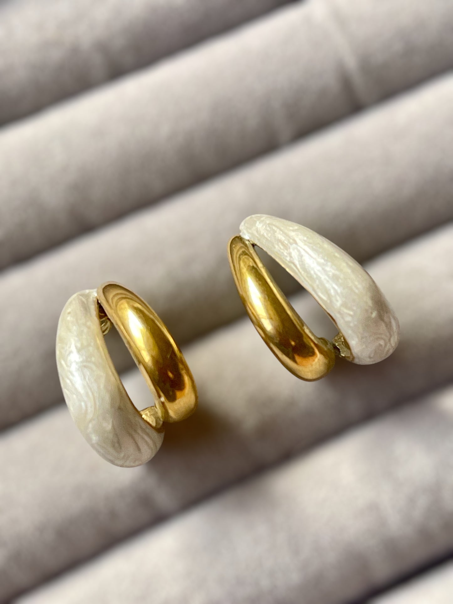 Bravara Earrings