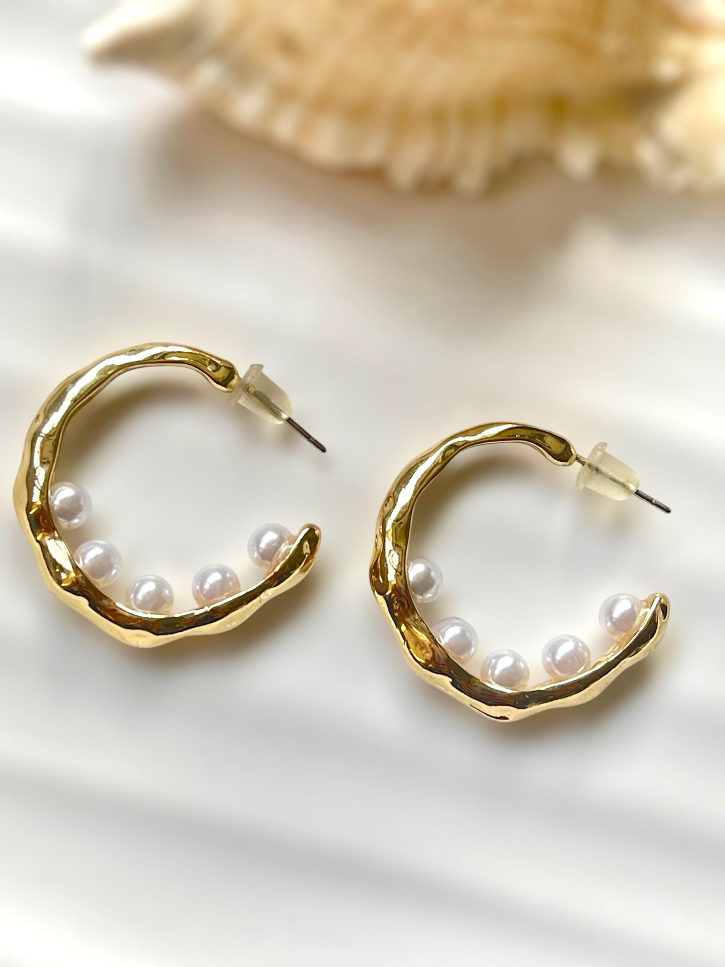 Moon Pearl Earrings