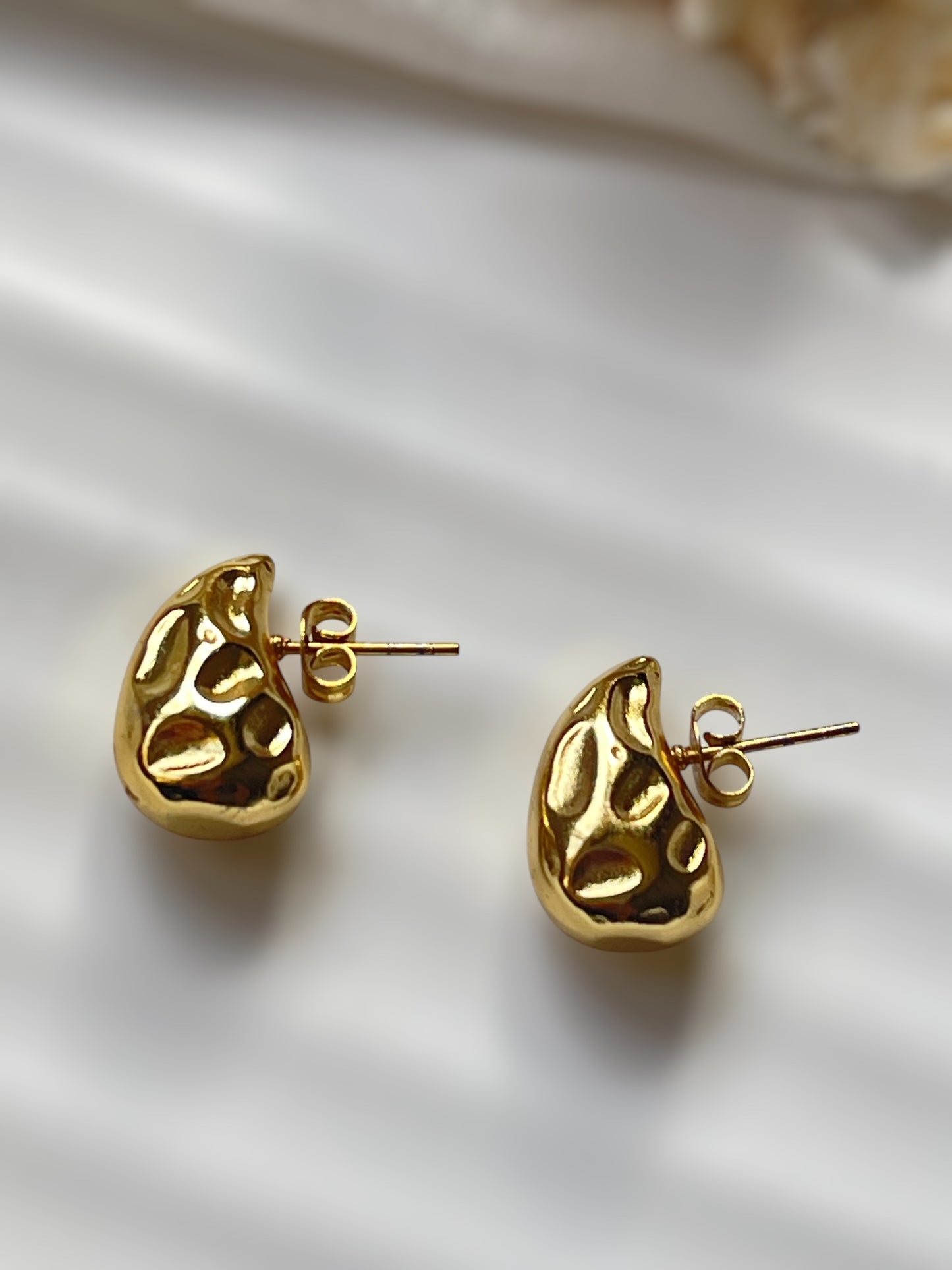 Textured Mini Dewdrop Earrings