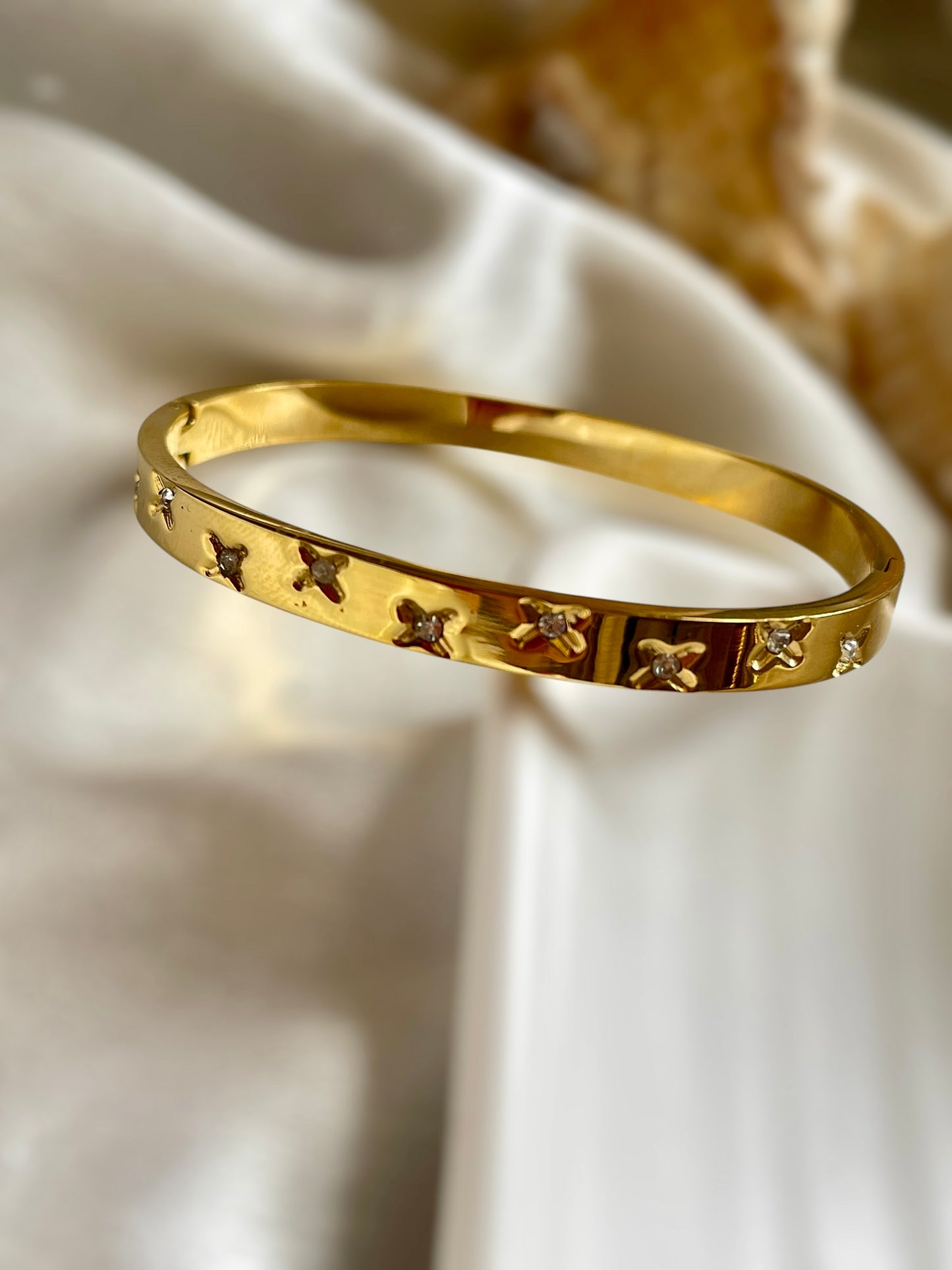 Glingtwrap Cuff Bracelet