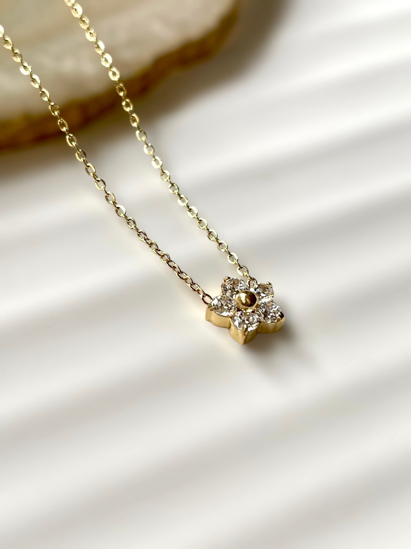 Flower Bloom Necklace