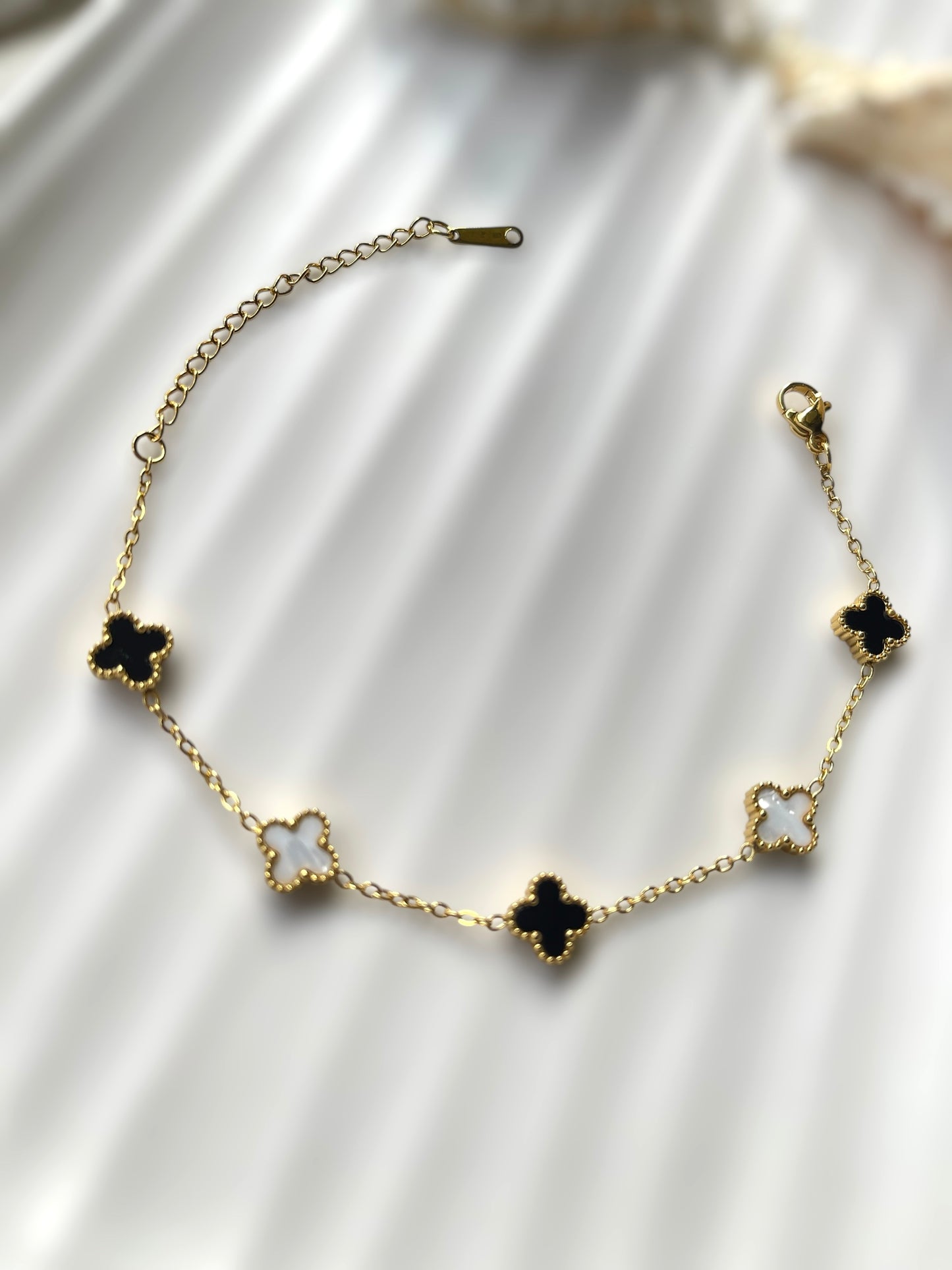 Black & White Clover Bracelet