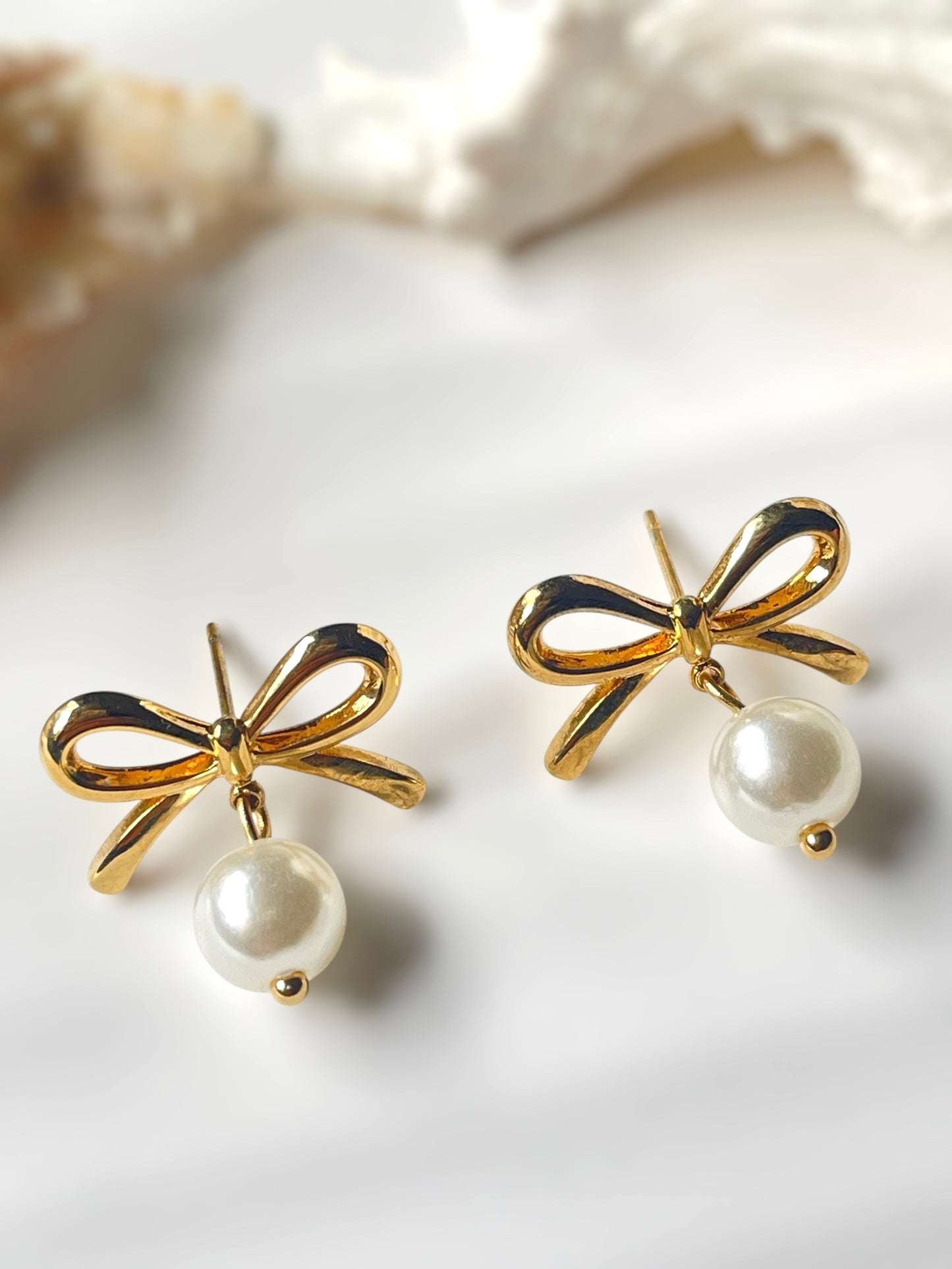 Pearlina Earrings