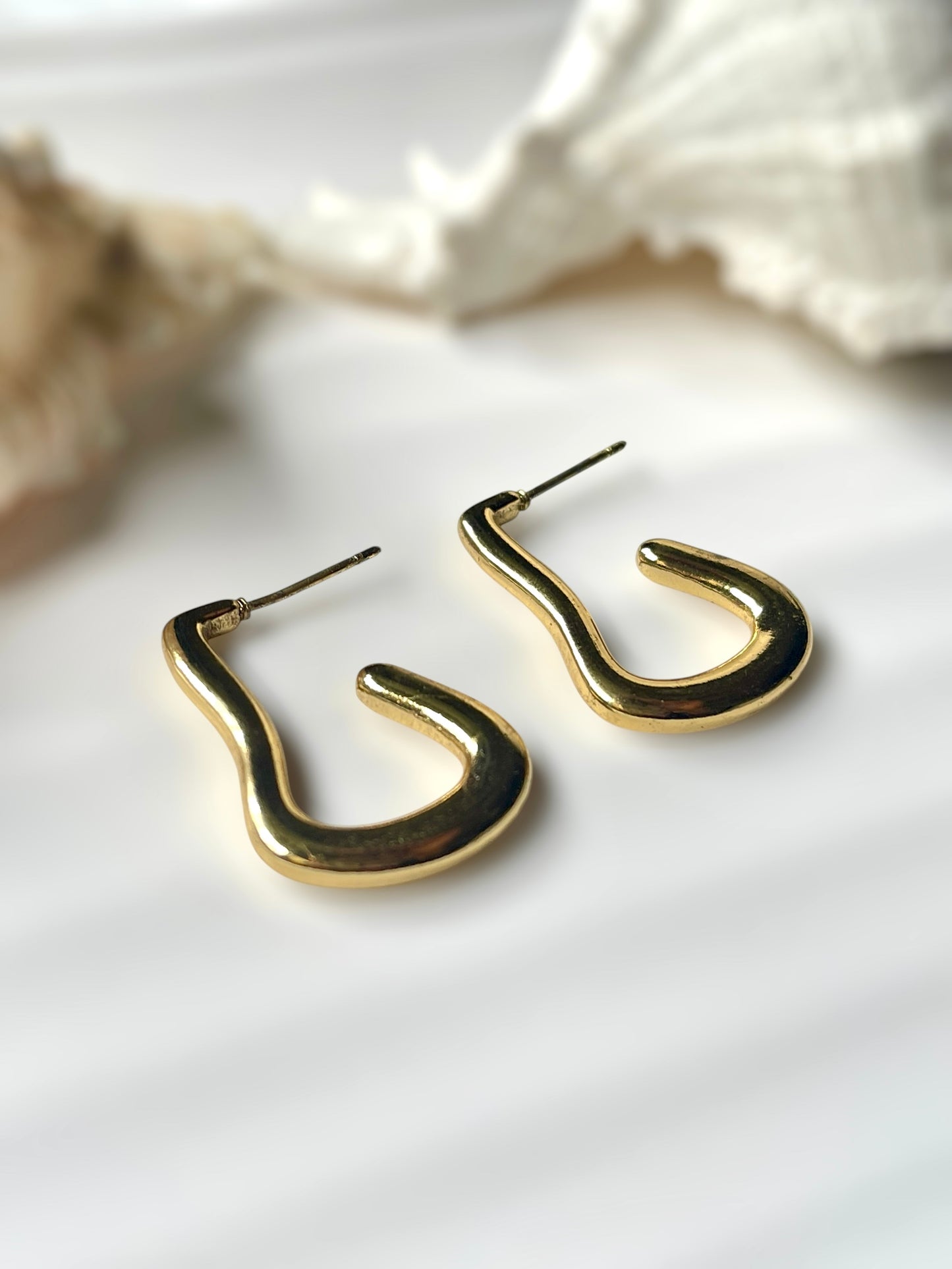 Curved Hoops