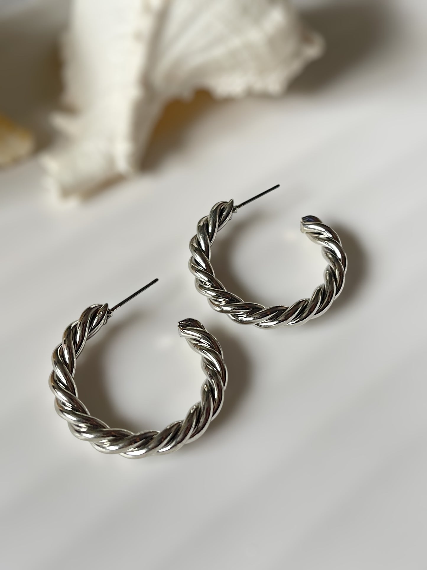 Diasy Pair of 6 earrings