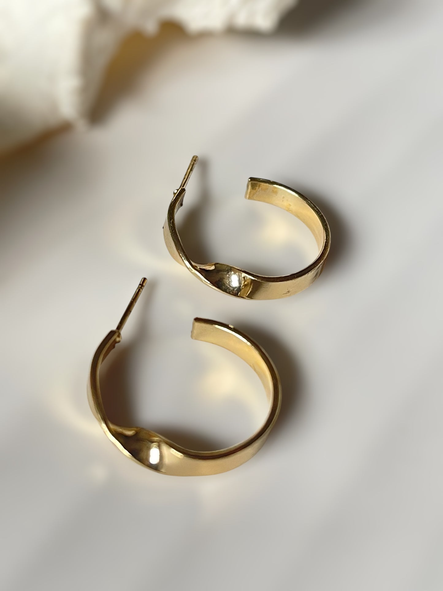Tulip pair of 9 earrings