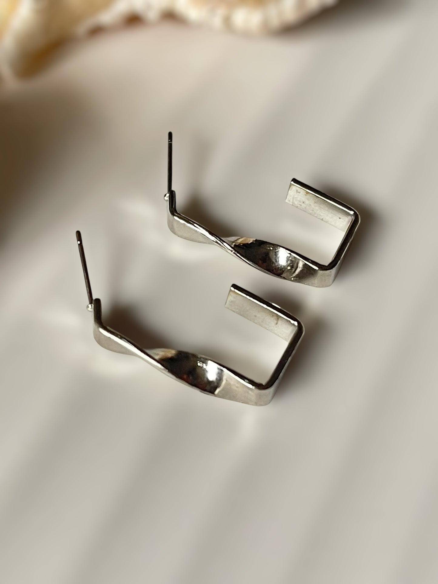 Aurora Pair of 5 earrings