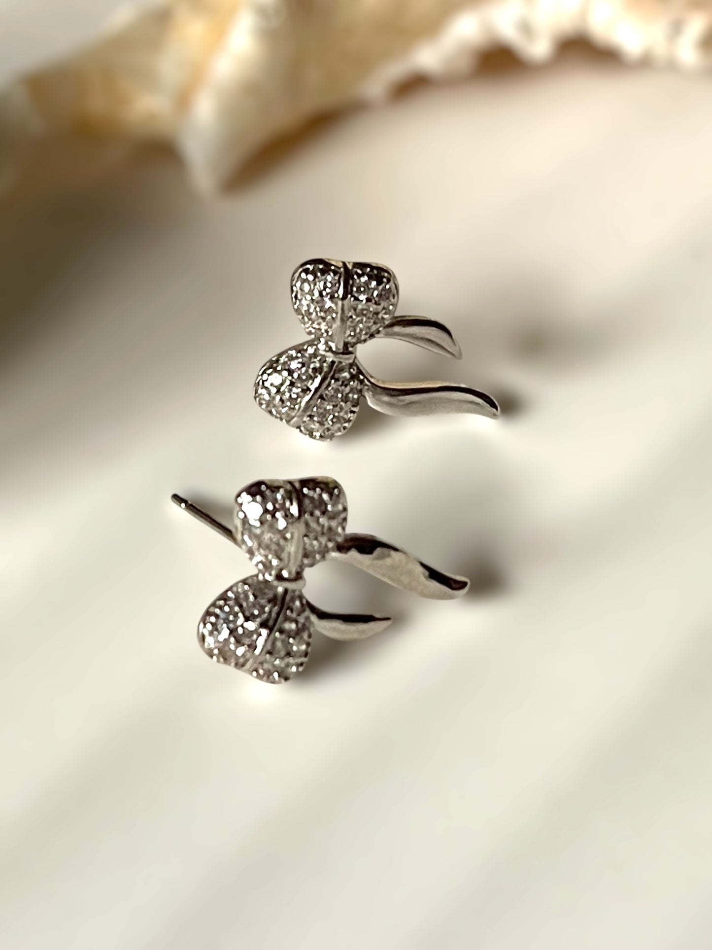Dangling Ribbon Earrings