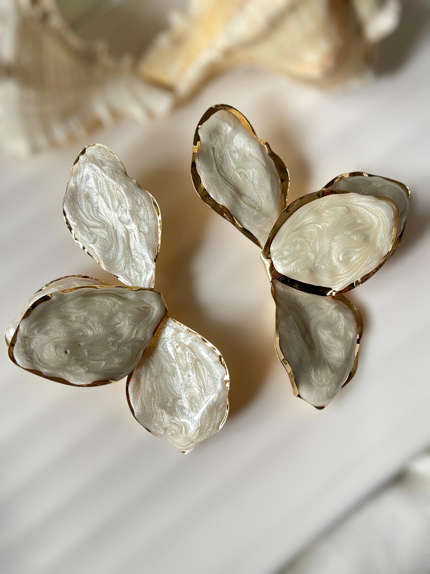 Daisy Shine Earrings