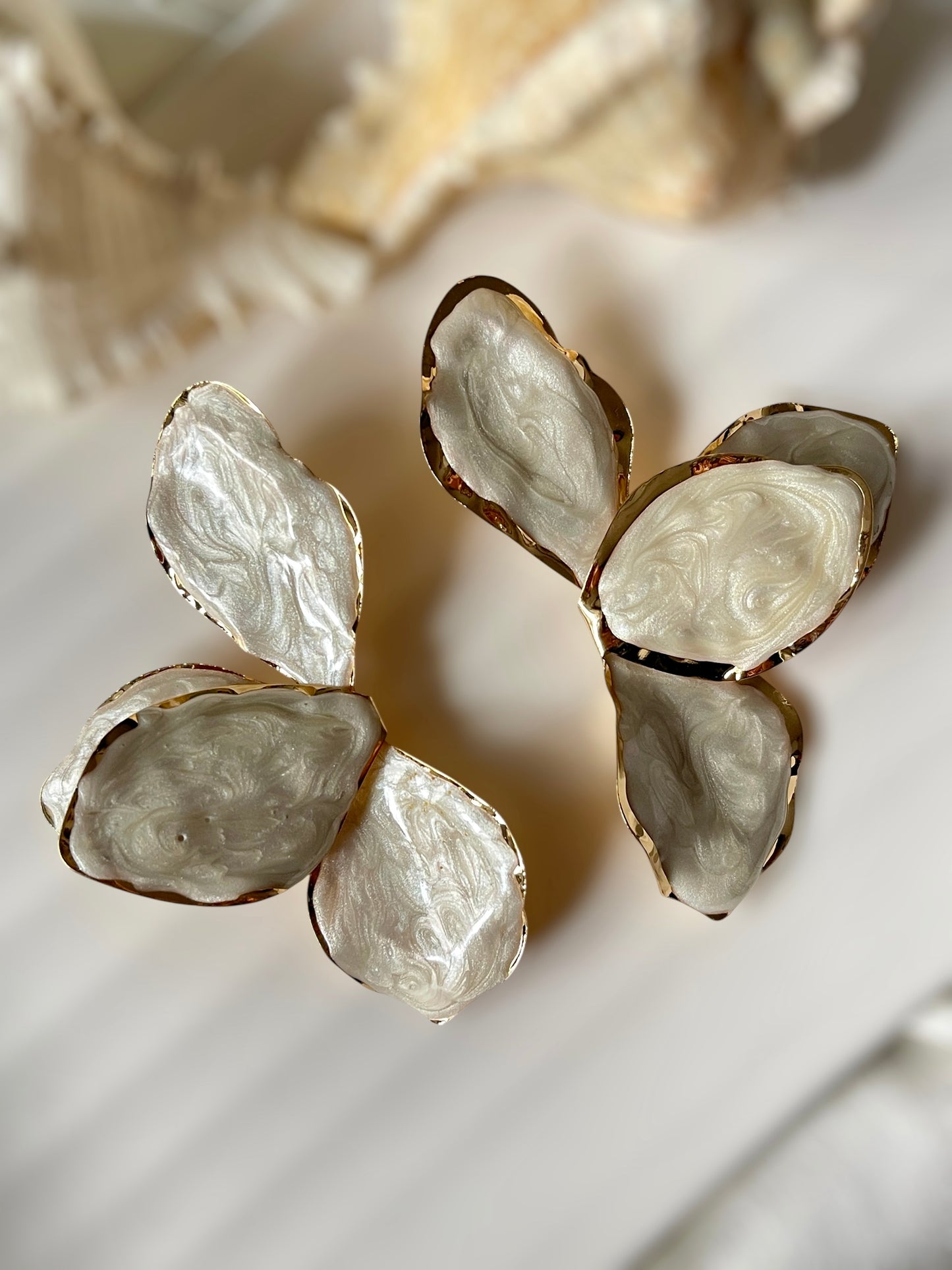 Daisy Shine Earrings
