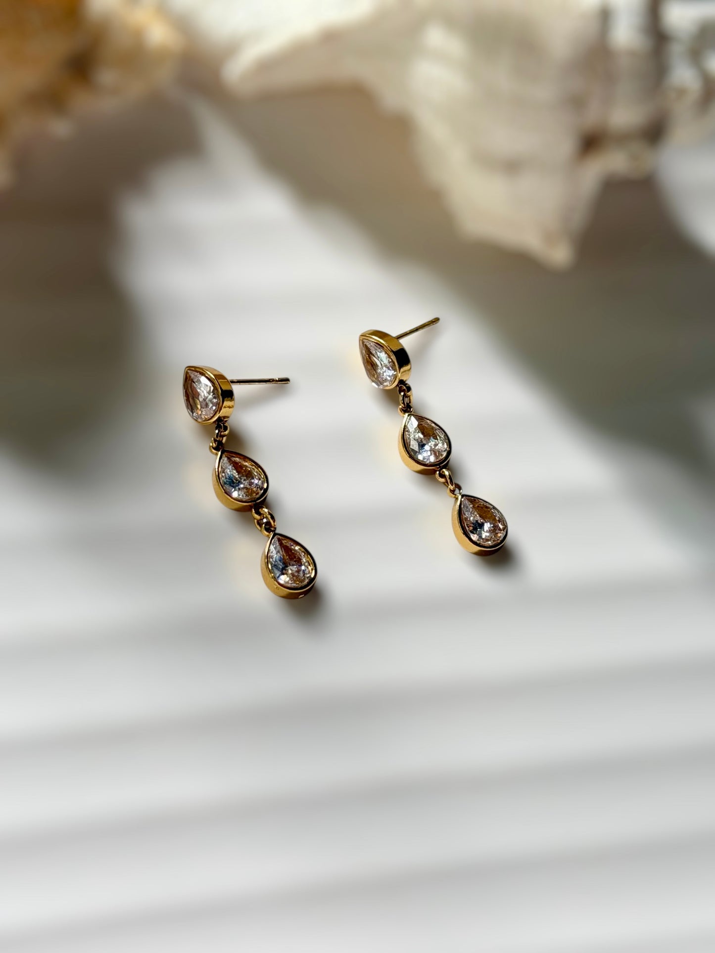 Sovereign Earrings