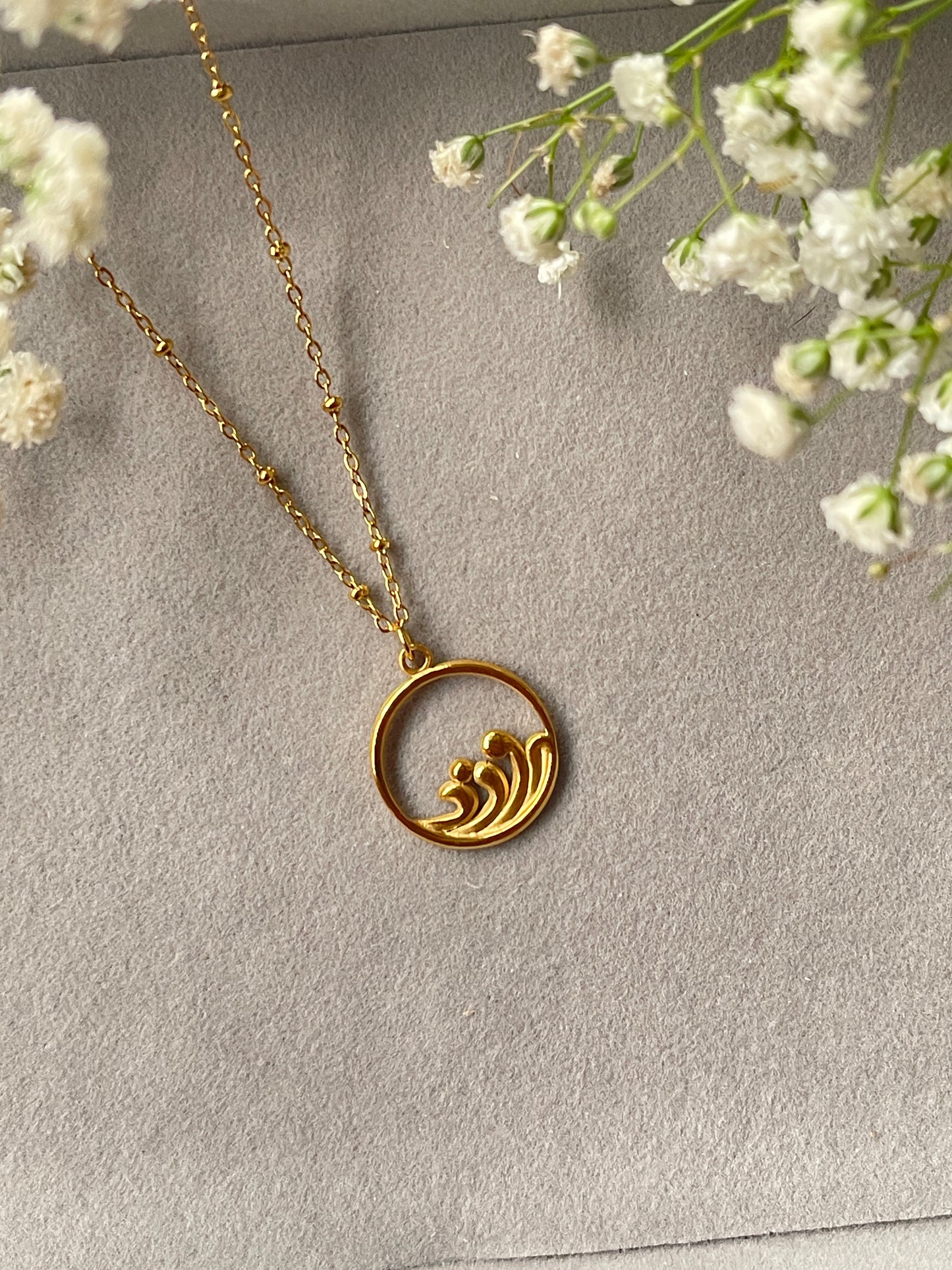 Wave Necklace
