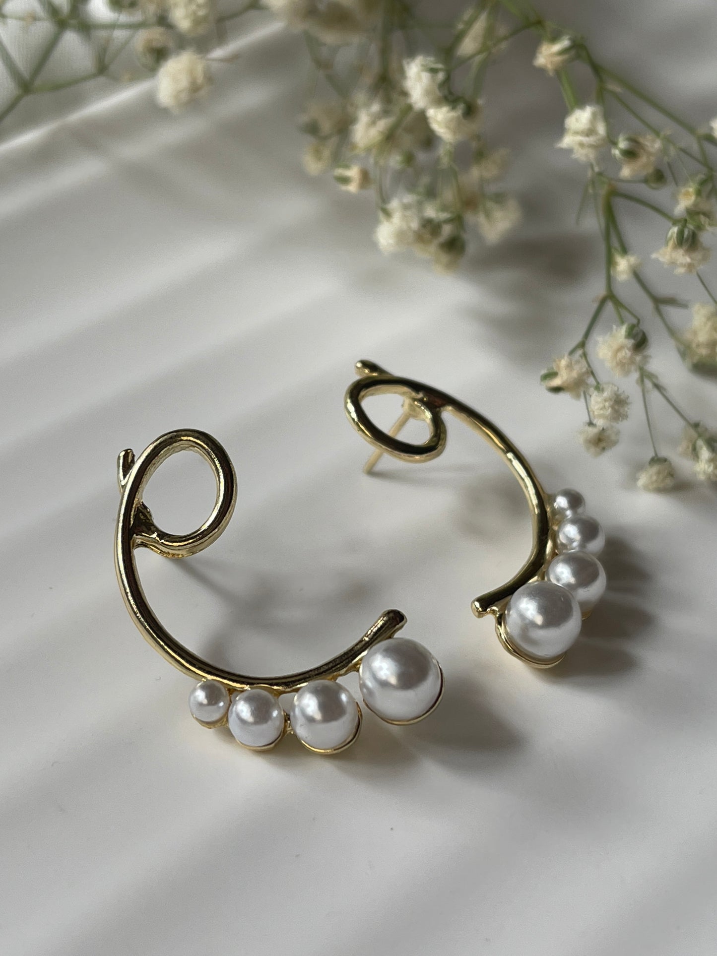 Gold Halo Pearl Earrings