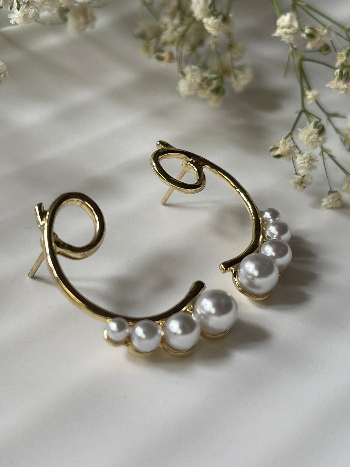 Gold Halo Pearl Earrings