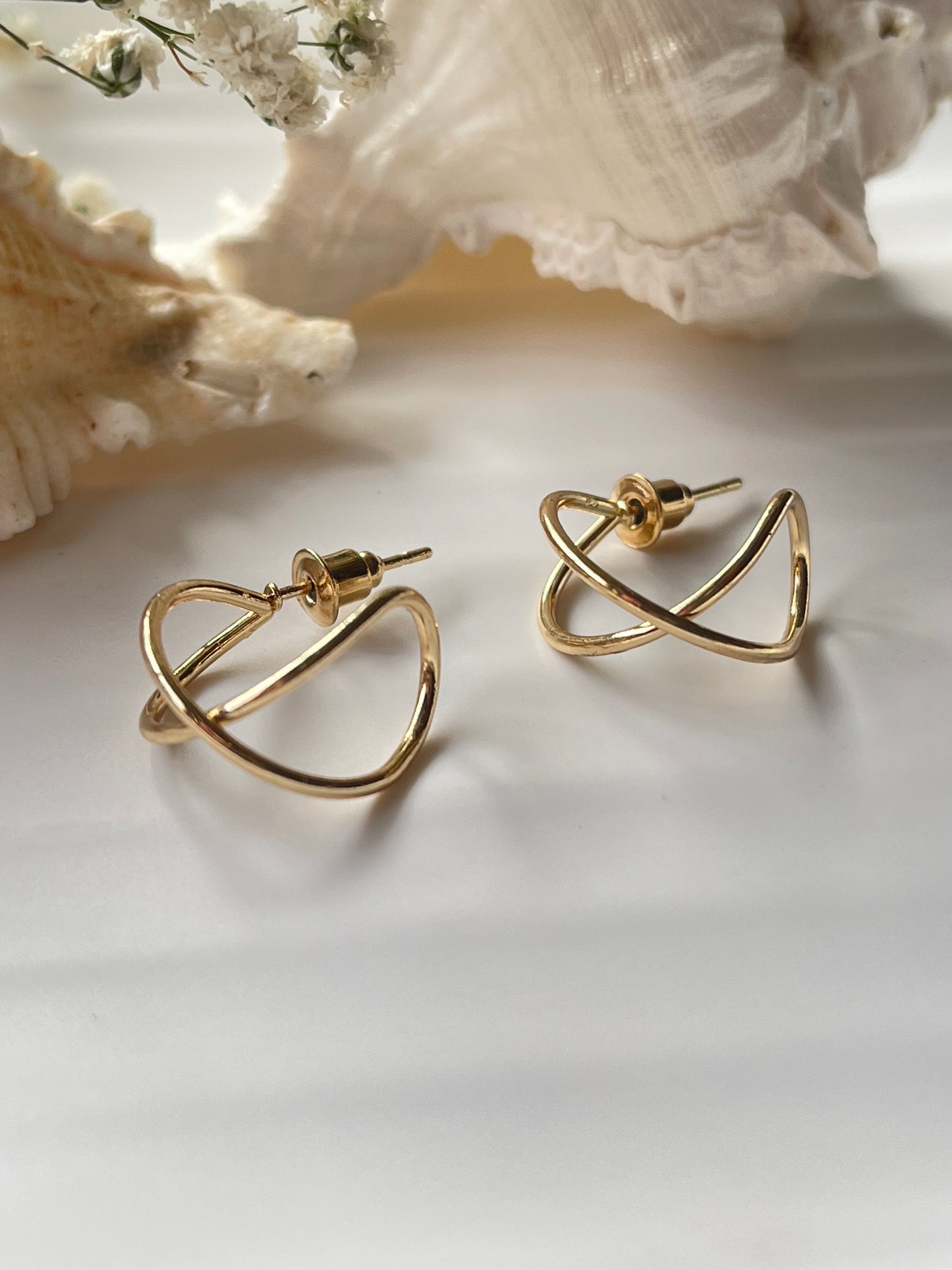 Criss Cross Earring