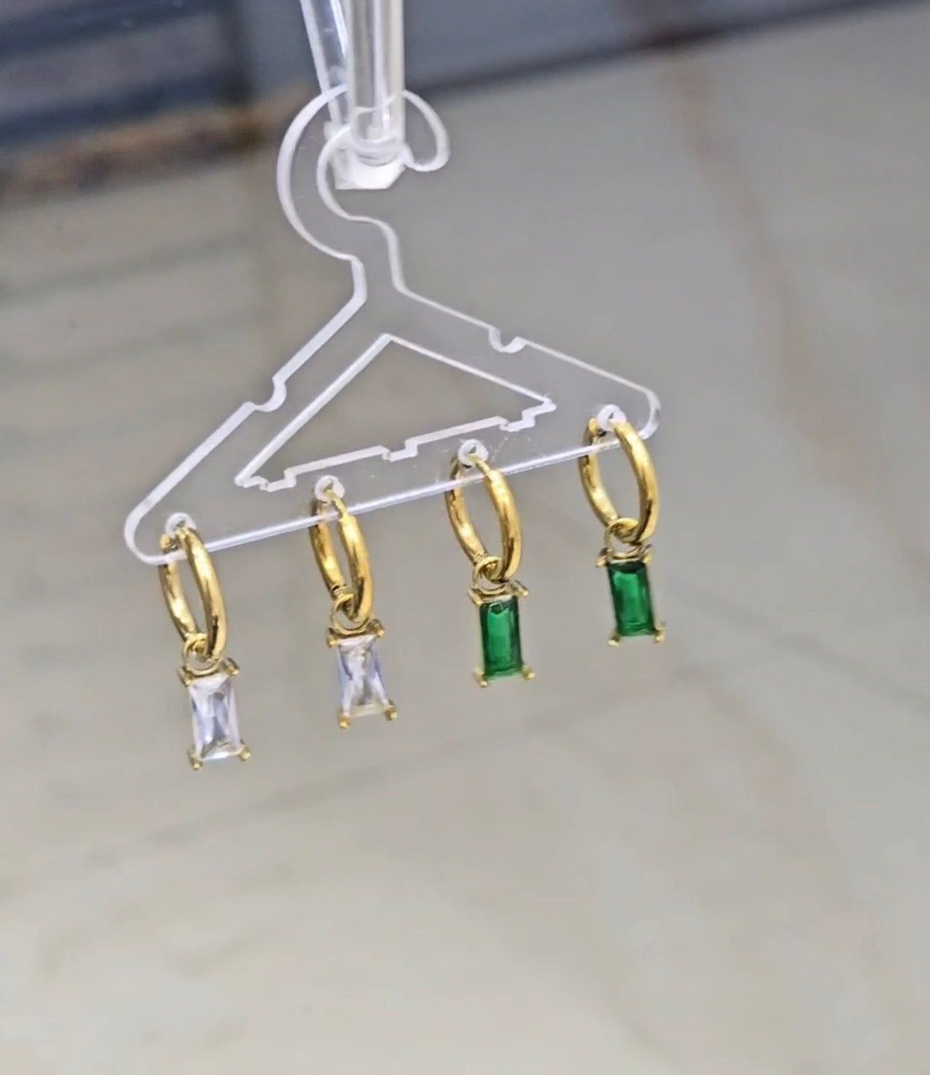 Detachable sparkle earrings
