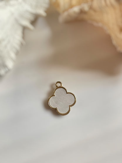 Personalise jewellery with charms (White theme)