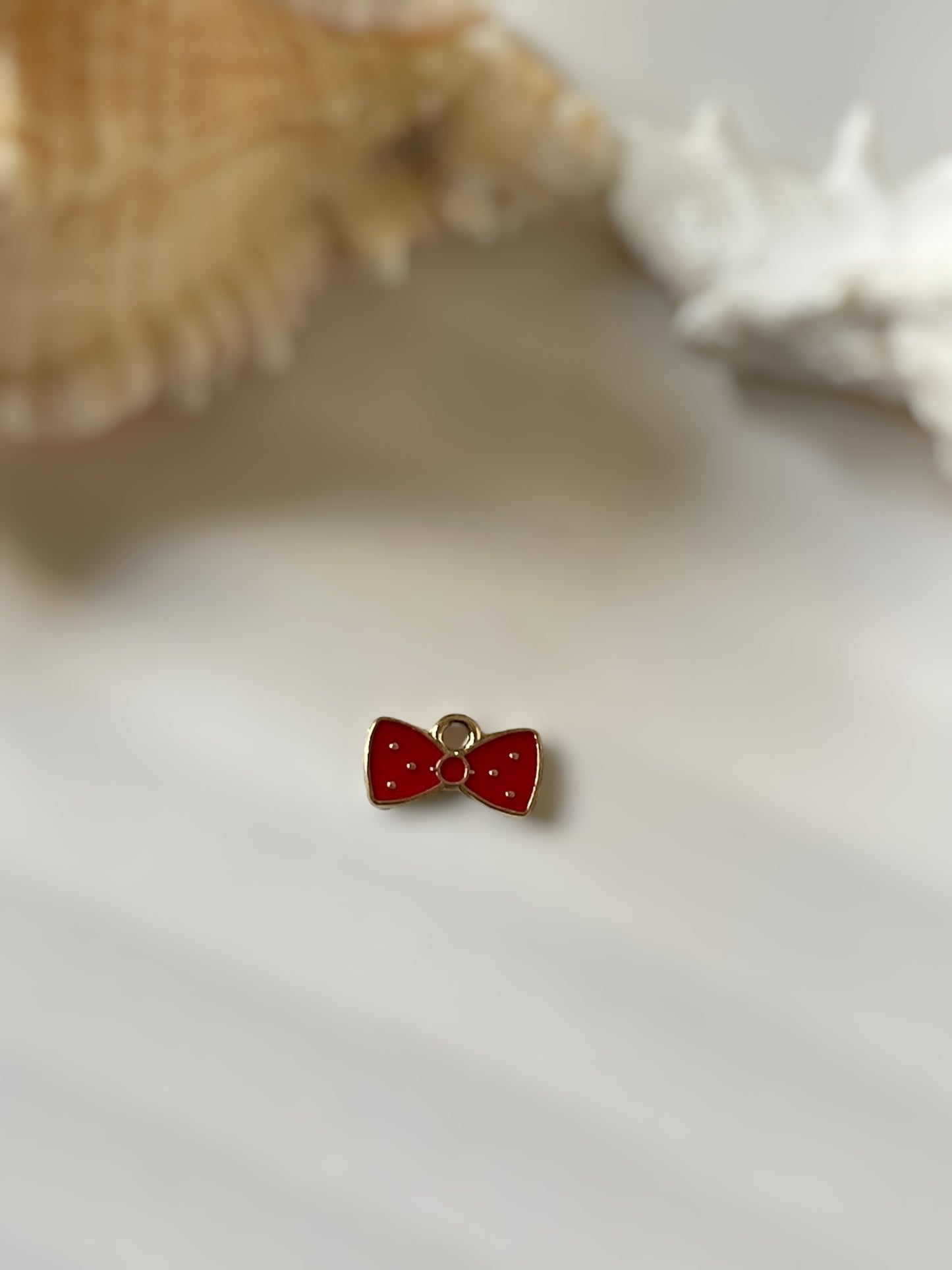 Personalise jewellery with charms (Red Theme)
