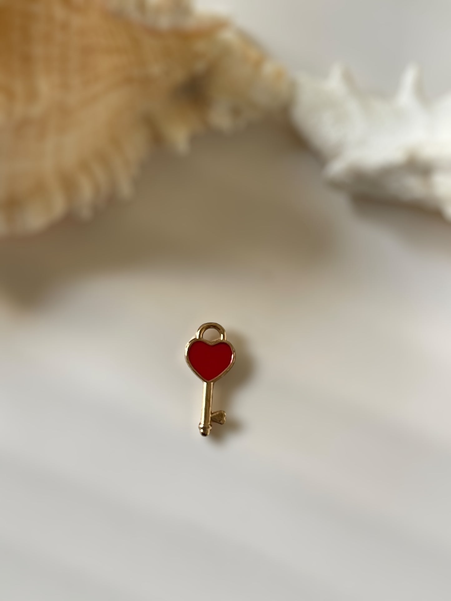 Personalise jewellery with charms (Red Theme)