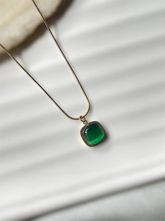 Emerald Bloom Necklace
