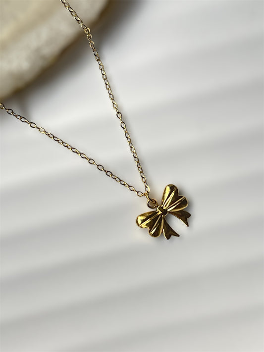 Bow Necklace