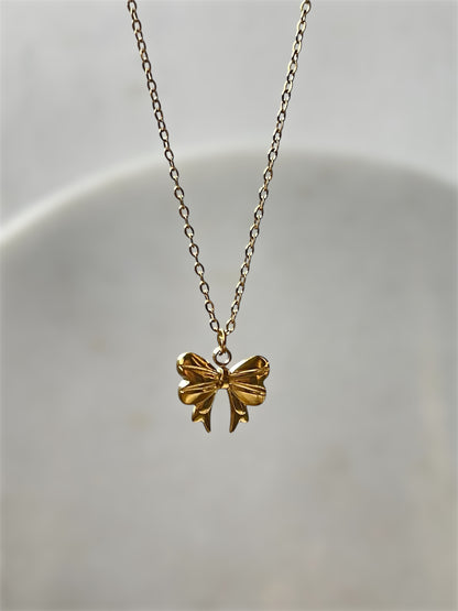 Bow Necklace