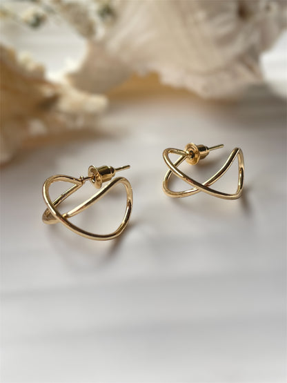 Criss Cross Earring