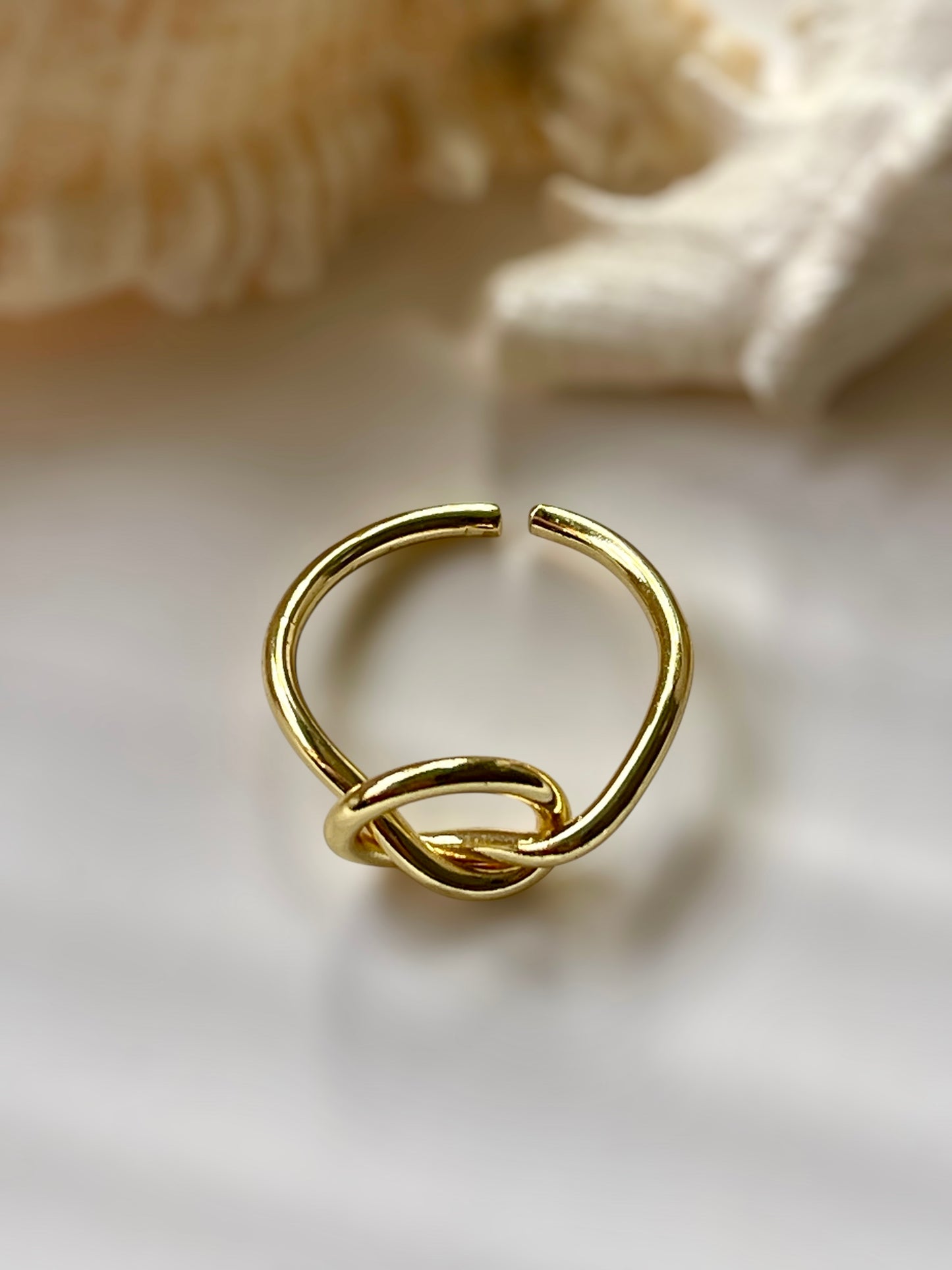 Knot Ring