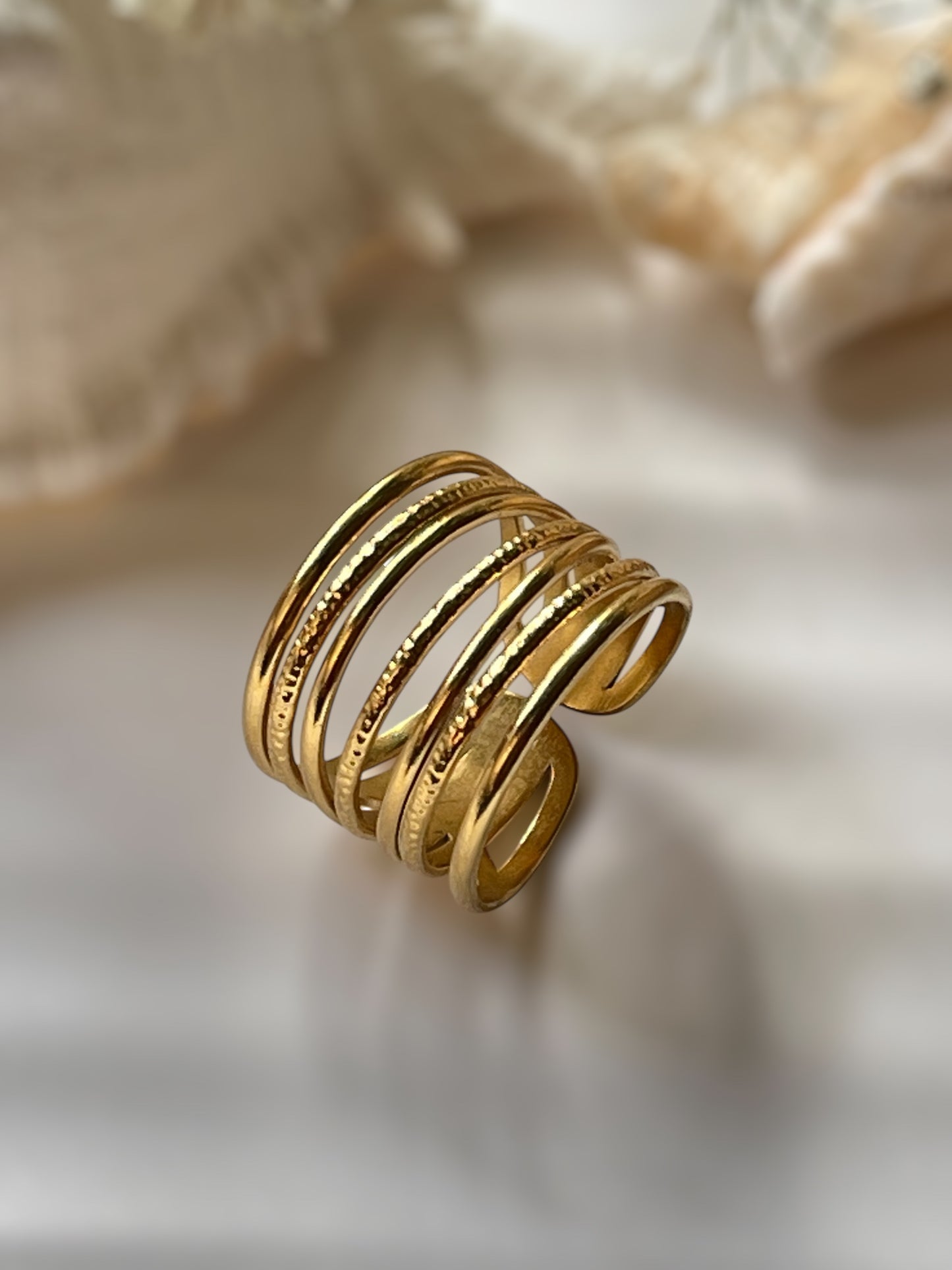 Ebon Bloom Ring