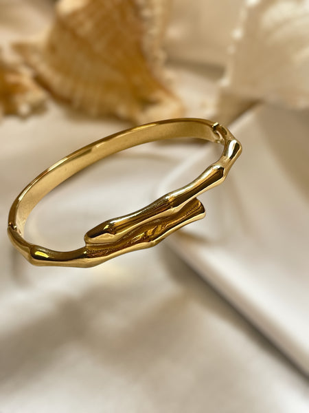 Ashveil Cuff Bracelet