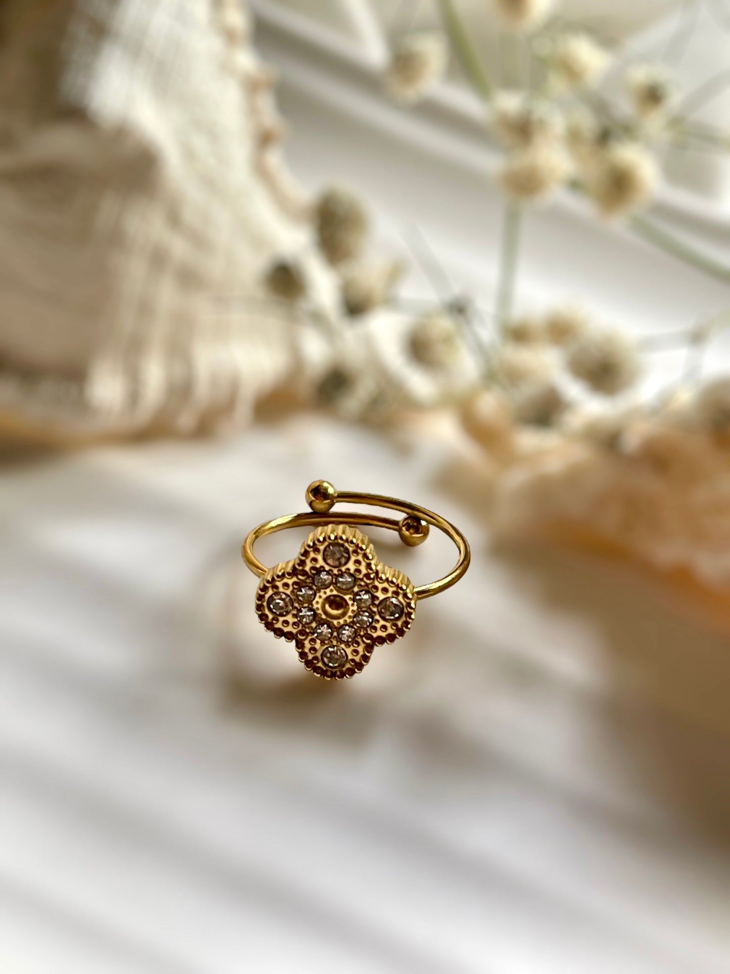 Eira Ring