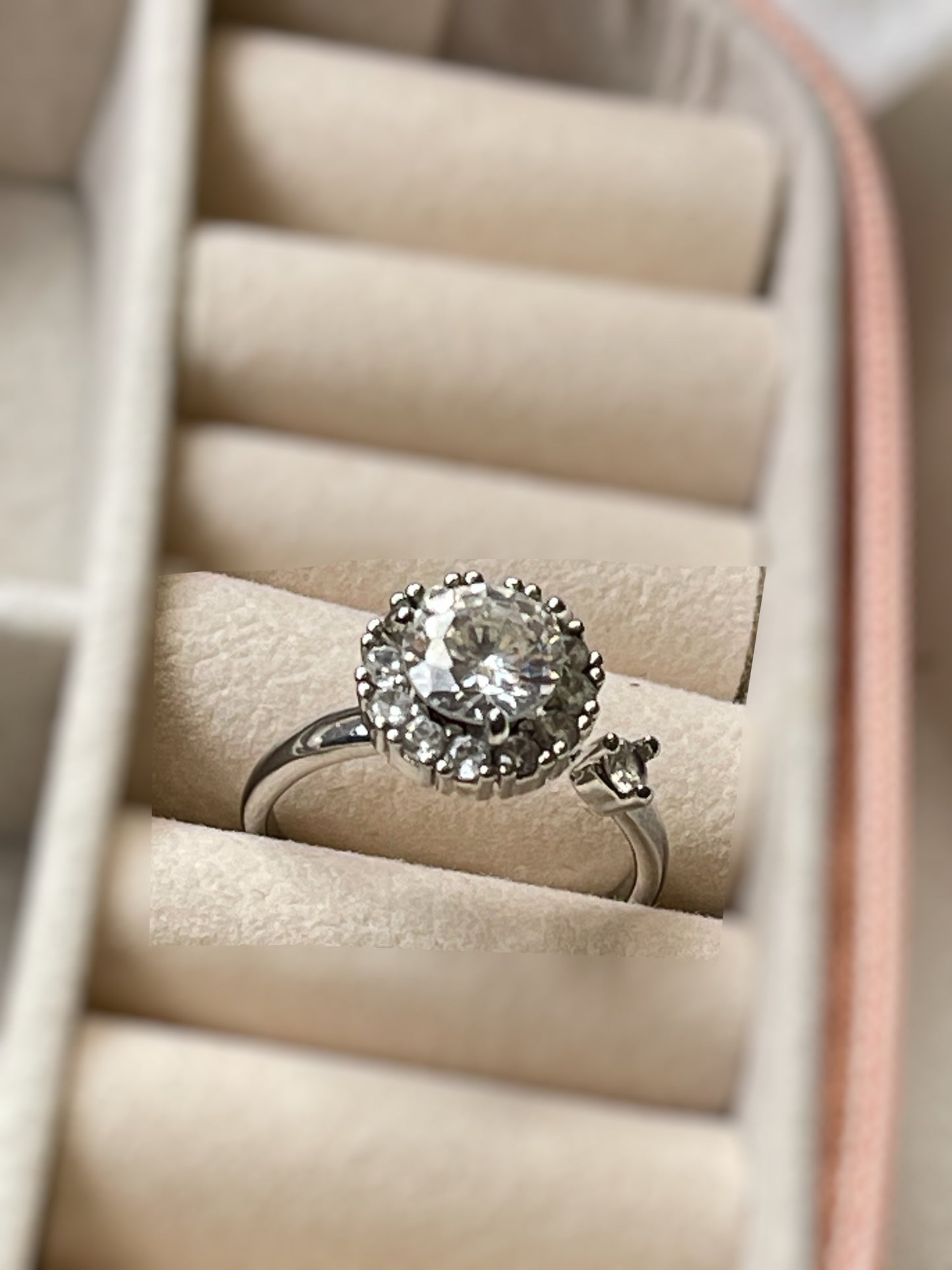 Comet Spin Ring