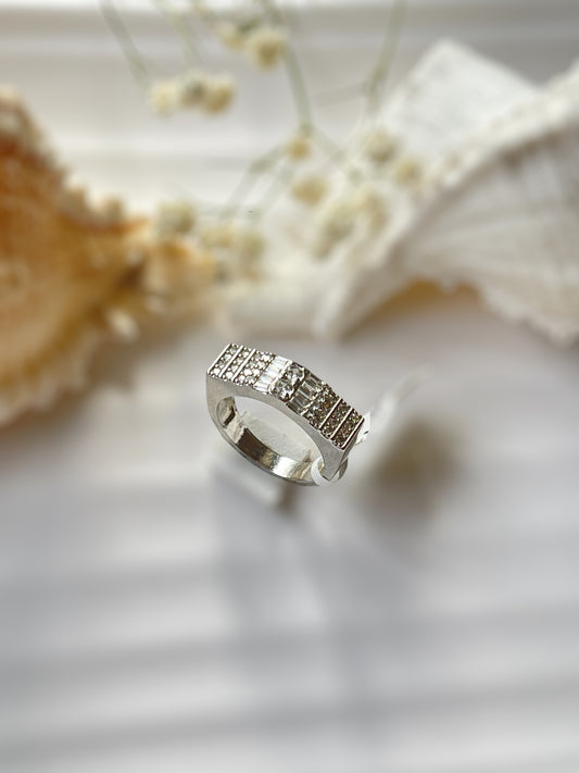 Lunarow Ring