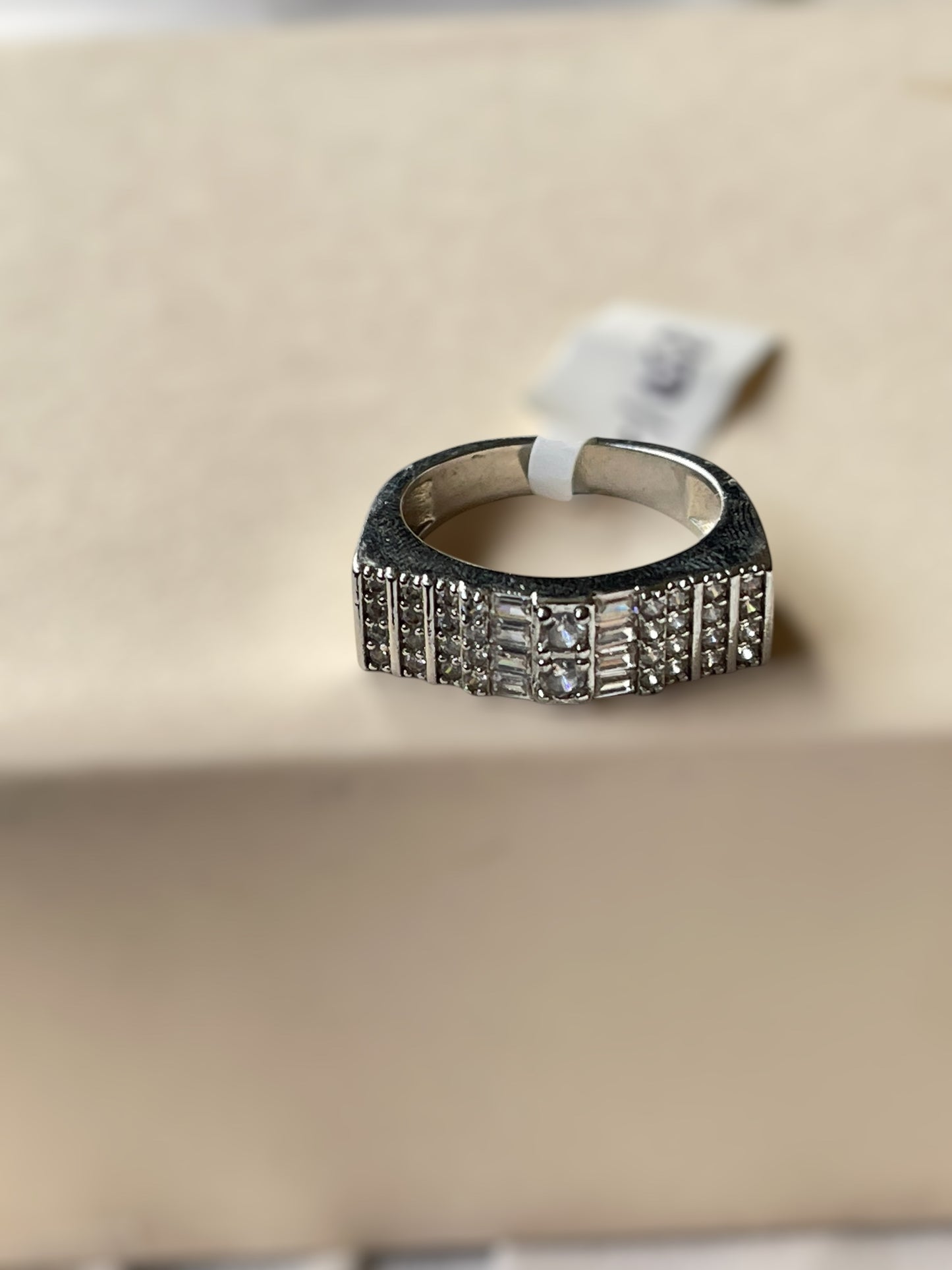 Lunarow Ring