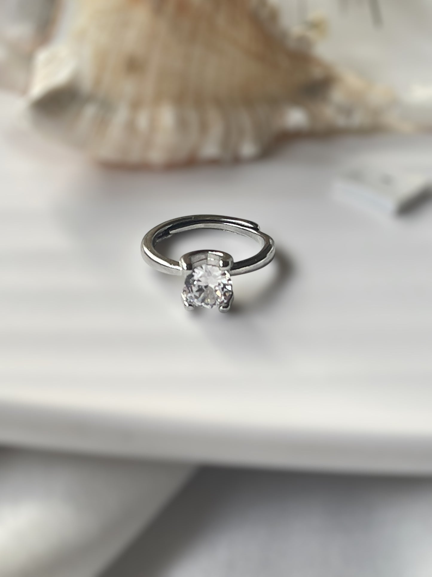 Gleamkiss Ring