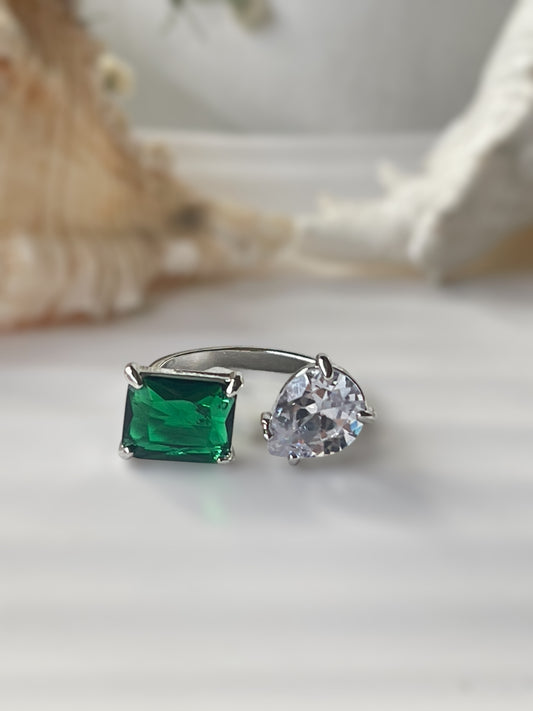 Frost Link Ring