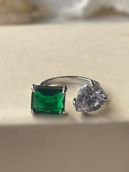 Frost Link Ring