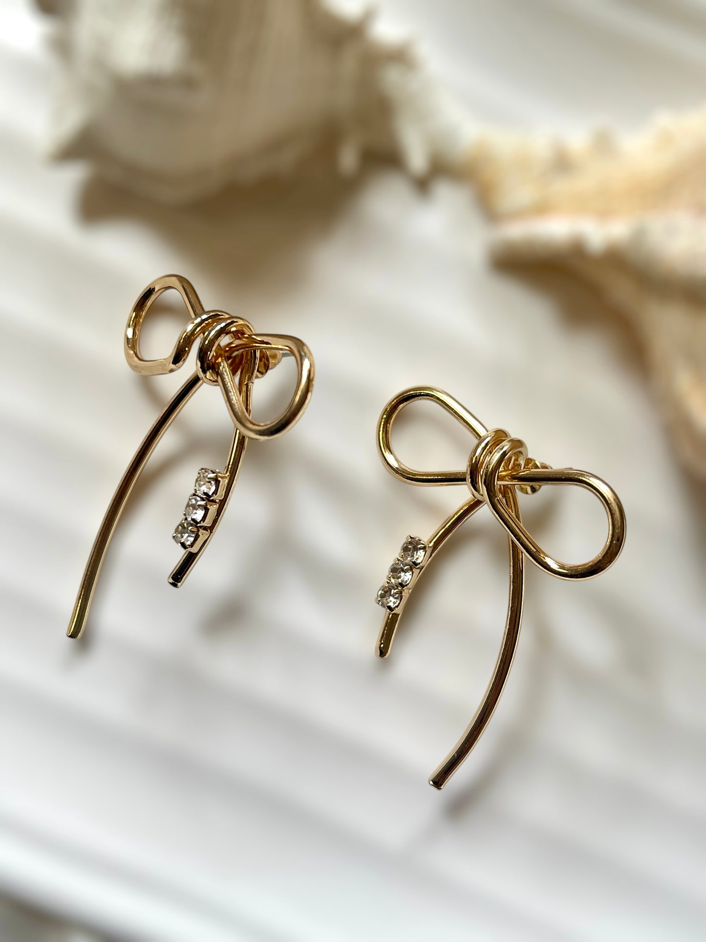 Bowsie Earrings