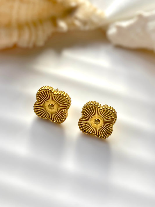 Skyelet Earrings