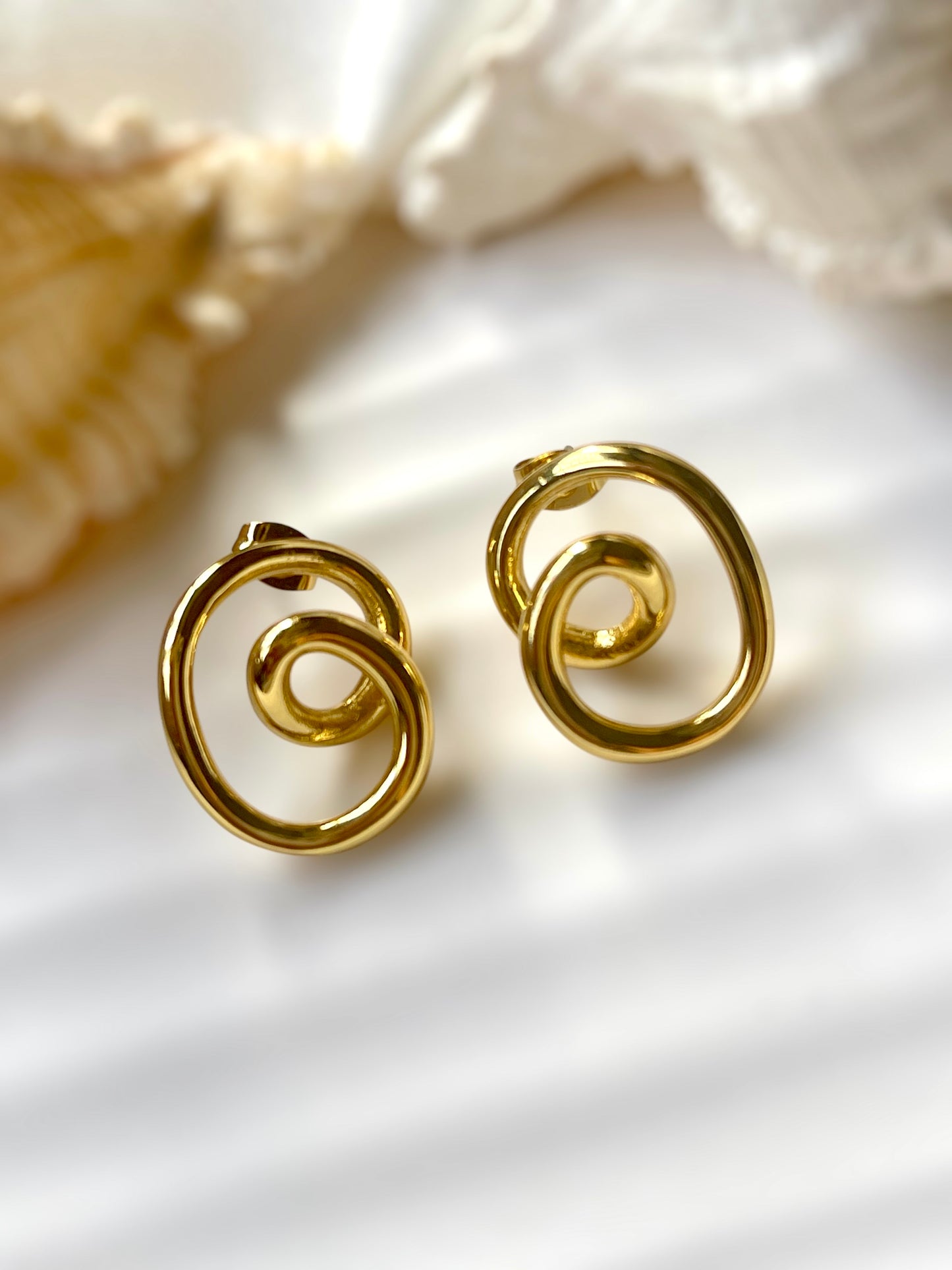 Fluora Earrings