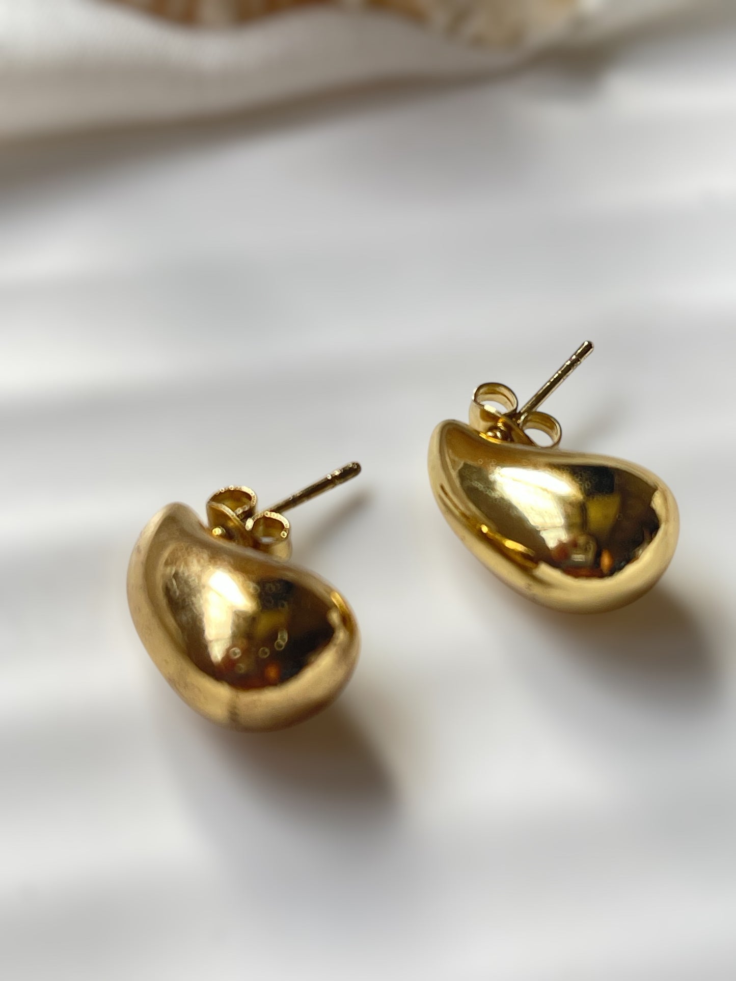 Mini Dewdrop Earrings